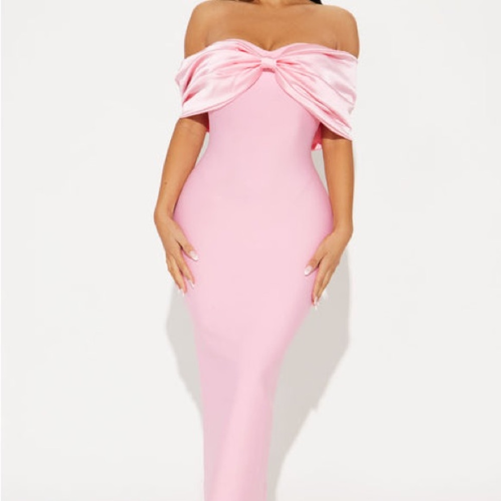 Off-Shoulder Pink Twist-Front Bodycon Dress